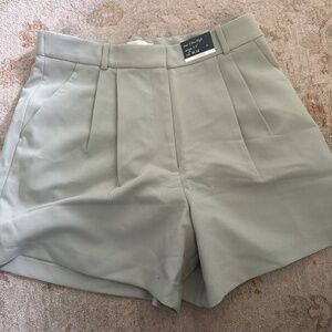 Abercrombie and Fitch High Rise Sloan Short